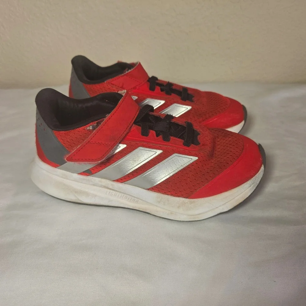 Adidas Duramo 10 Kids Red Silver Running Shoes GW8756 Size 1.5Y